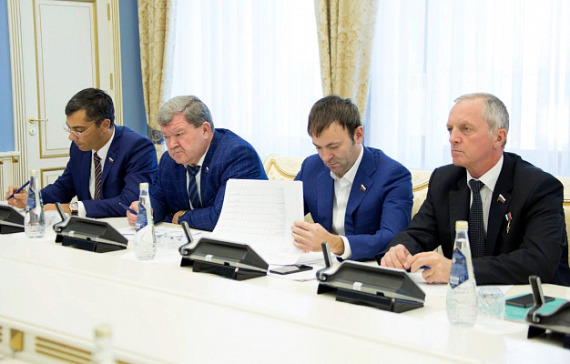 Депутаты фракции обсудили с главой Самарской области потребности региона при формировании проекта федерального бюджета